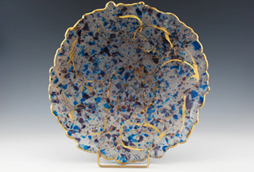 gold-edged-glass-dish356x241